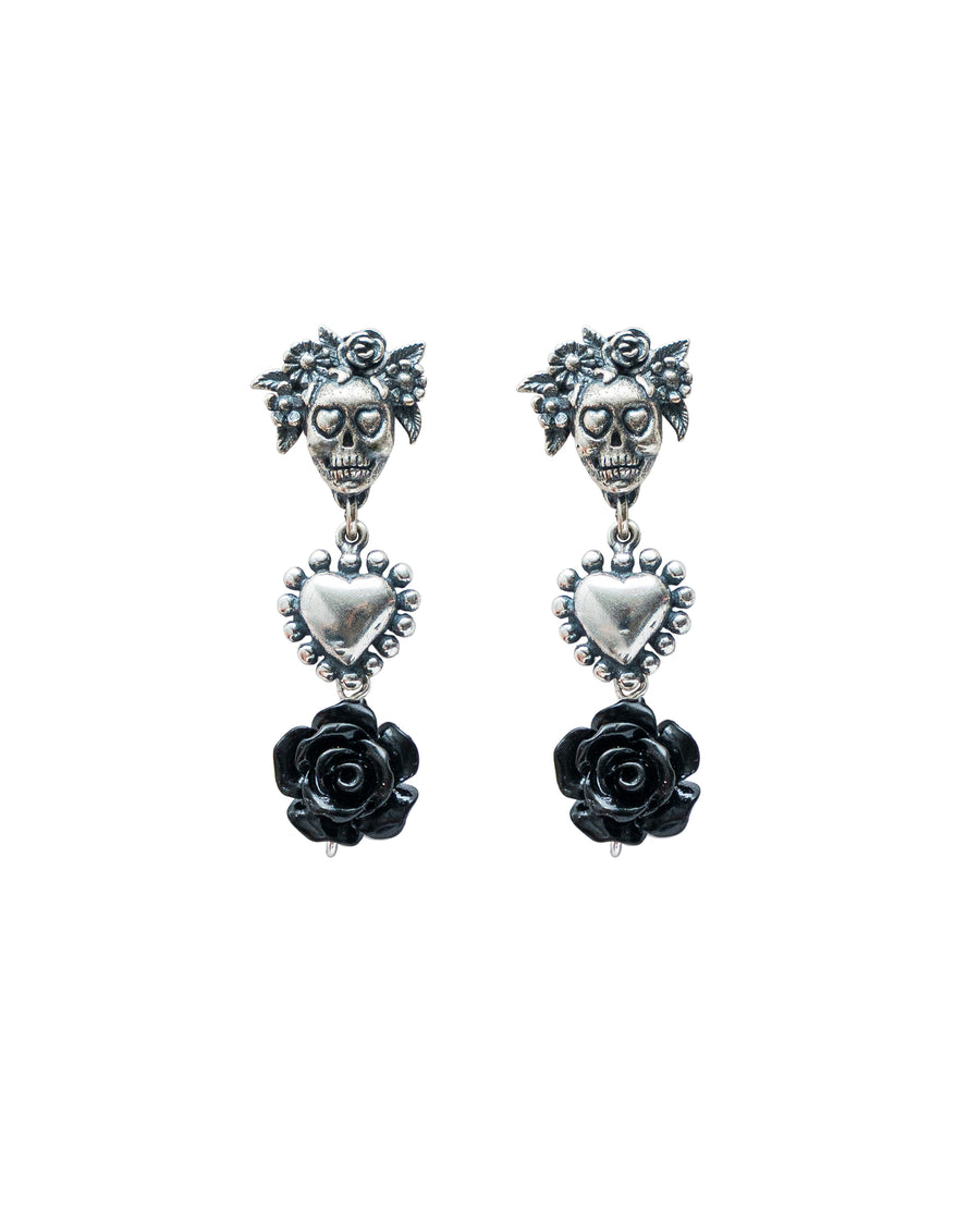 Aretes Amor Eterno, joya de plata .925, con resina – Gabriela Sánchez