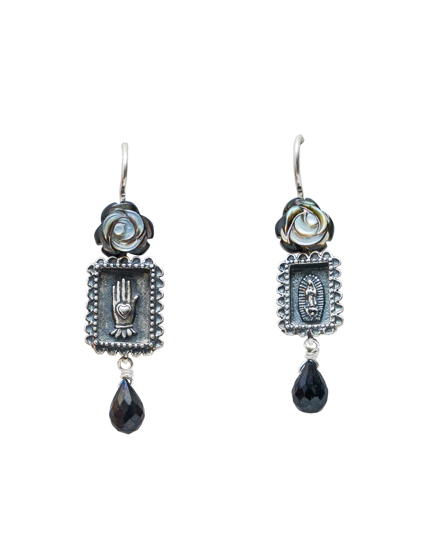 Aretes Milagritos, joya de plata .925, con hematita – Gabriela Sánchez