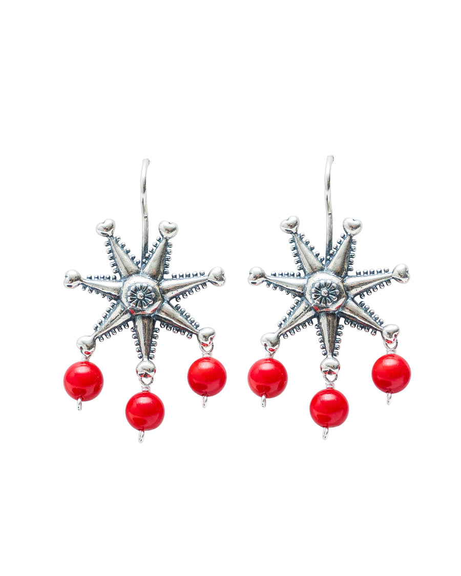 Aretes Piñata Corazón, joya de plata .925, con coral – Gabriela Sánchez