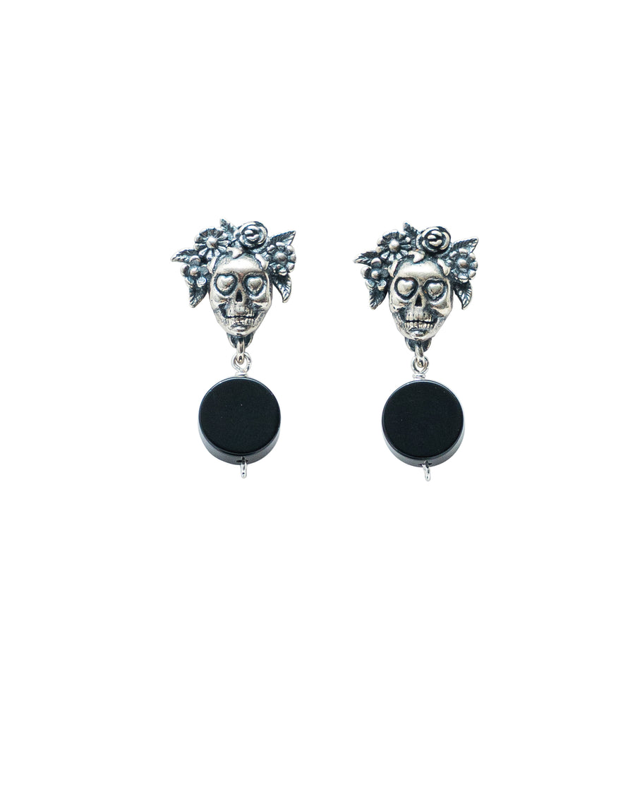 Aretes La Catrina, joya de plata .925, con ónix – Gabriela Sánchez