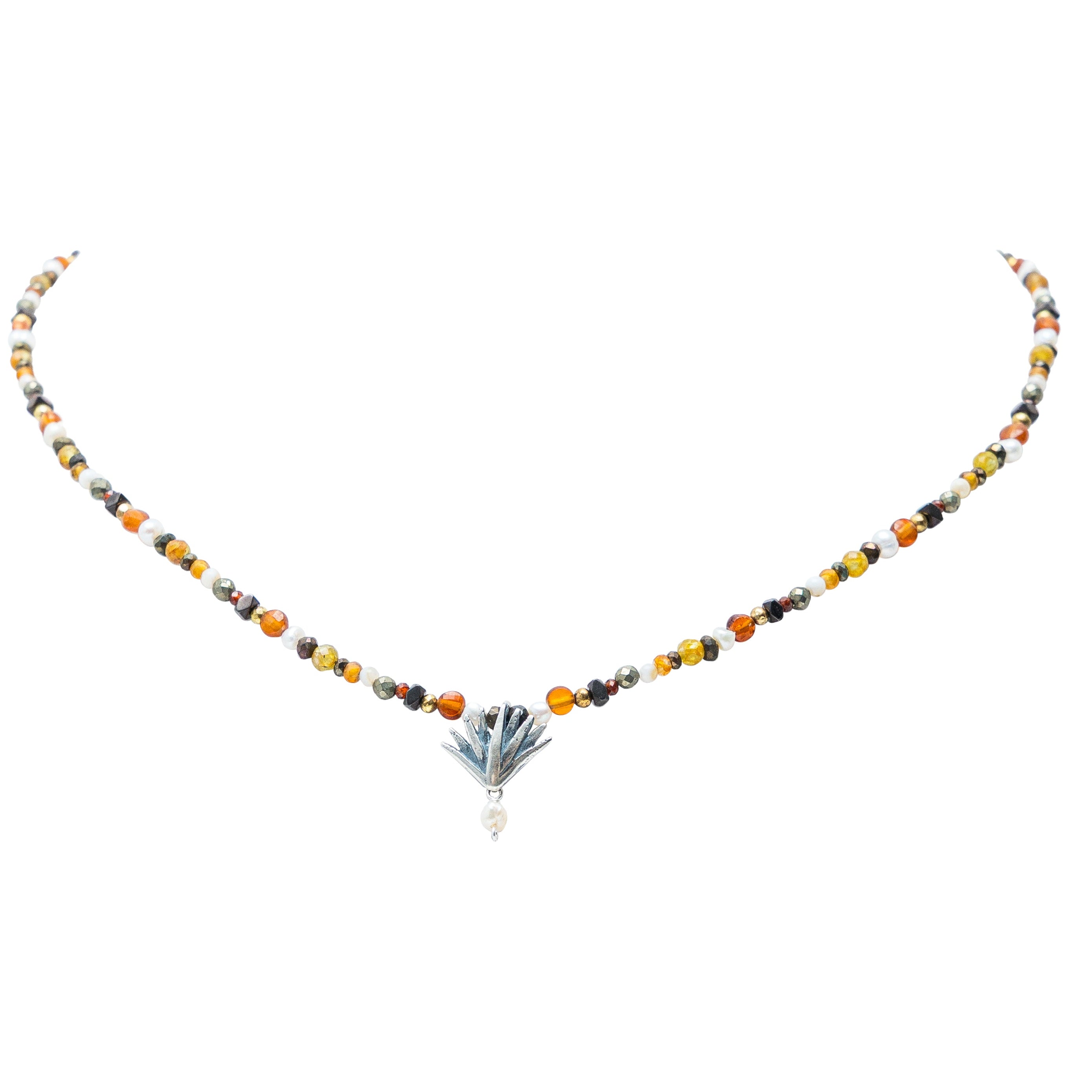 Collar Tierra de Agave, joya de plata .925, con perla y pirita – Gabriela Sánchez