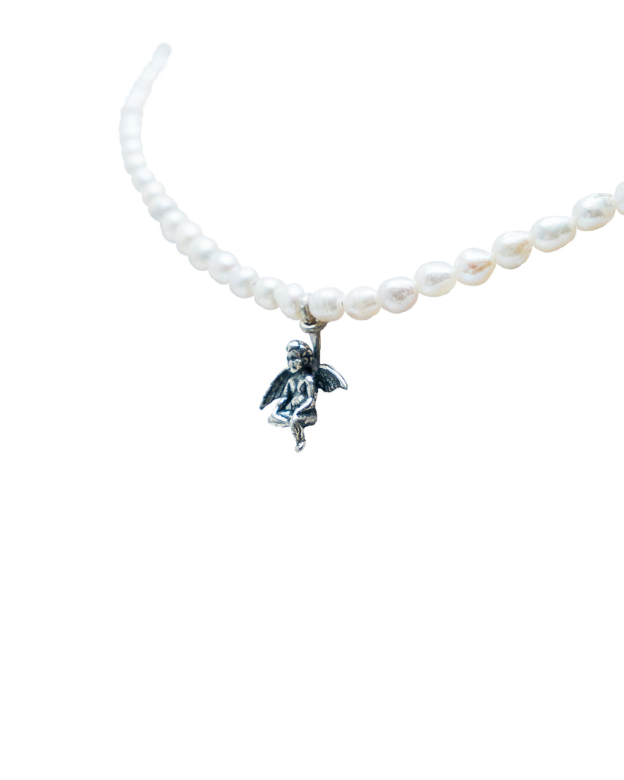 Gargantilla Angelito de la Guarda, joya de plata .925, con perla – Gabriela Sánchez (vista 2)