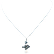 Dije Fuego Florido, joya de plata .925, con perla – Gabriela Sánchez