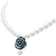 Gargantilla Rosa Eterna, joya de plata .925, con perla – Gabriela Sánchez (vista 2)