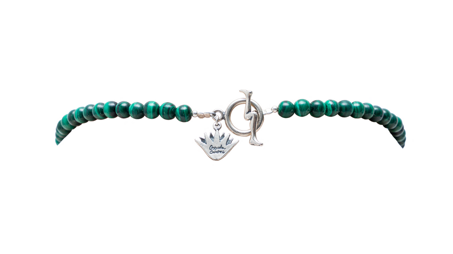 Collar Estandarte, joya de plata .925, con malaquita y cristal Swarovski – Gabriela Sánchez (vista 3)