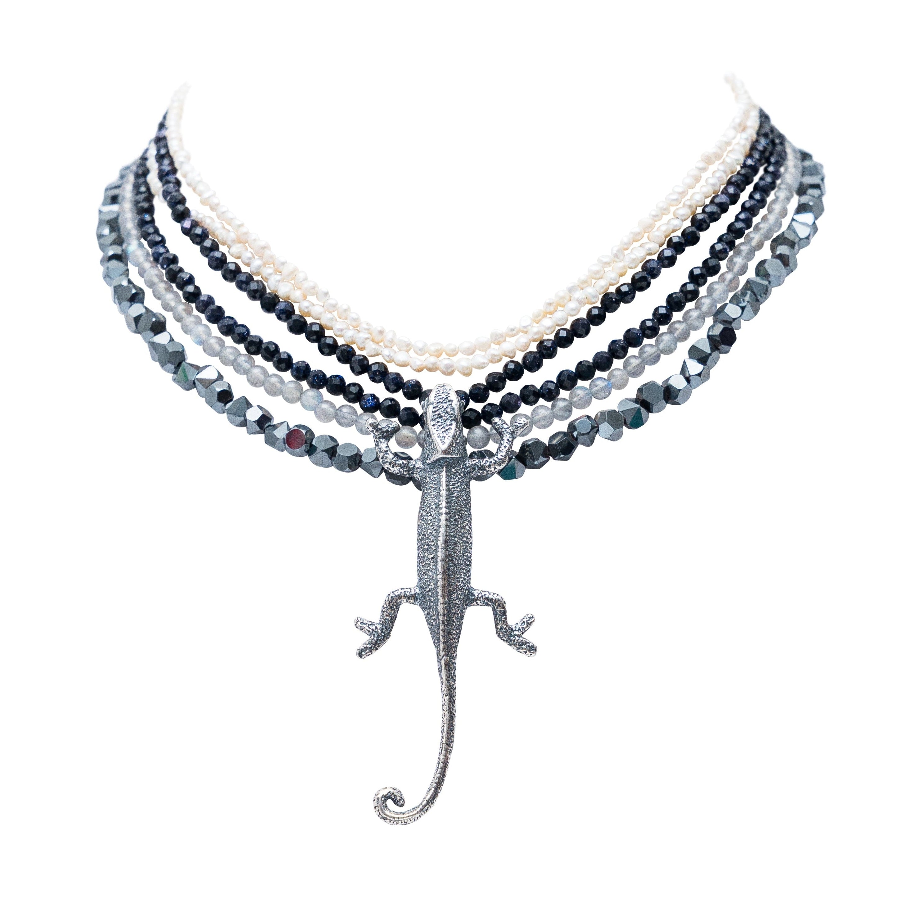 Collar Camaleón de Luna, joya de plata .925, con perla y venturina – Gabriela Sánchez