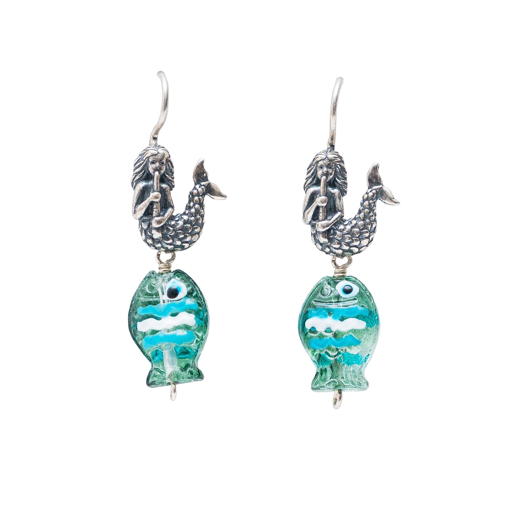 Aretes Baila Sirena, joya de plata .925, con resina – Gabriela Sánchez