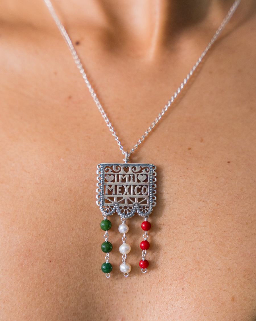 Dije Orgullo Mexicano, joya de plata .925, con jade y perla – Gabriela Sánchez (vista 4)