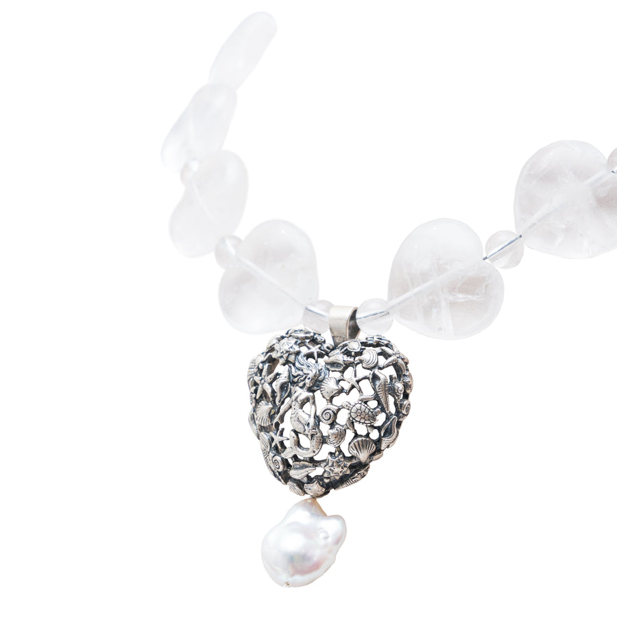 Collar Corazón Marino, joya de plata .925, con cuarzo y perla – Gabriela Sánchez (vista 6)