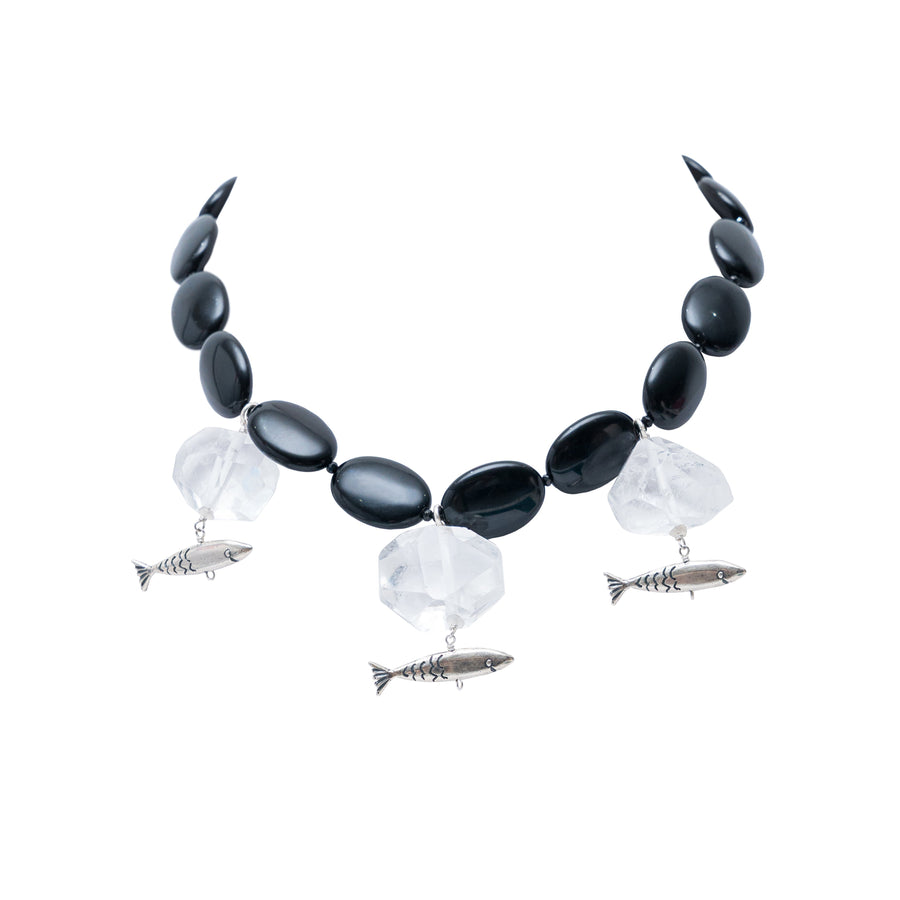 Collar Entre Piedras del Río, joya de plata .925, con ónix y cuarzo – Gabriela Sánchez