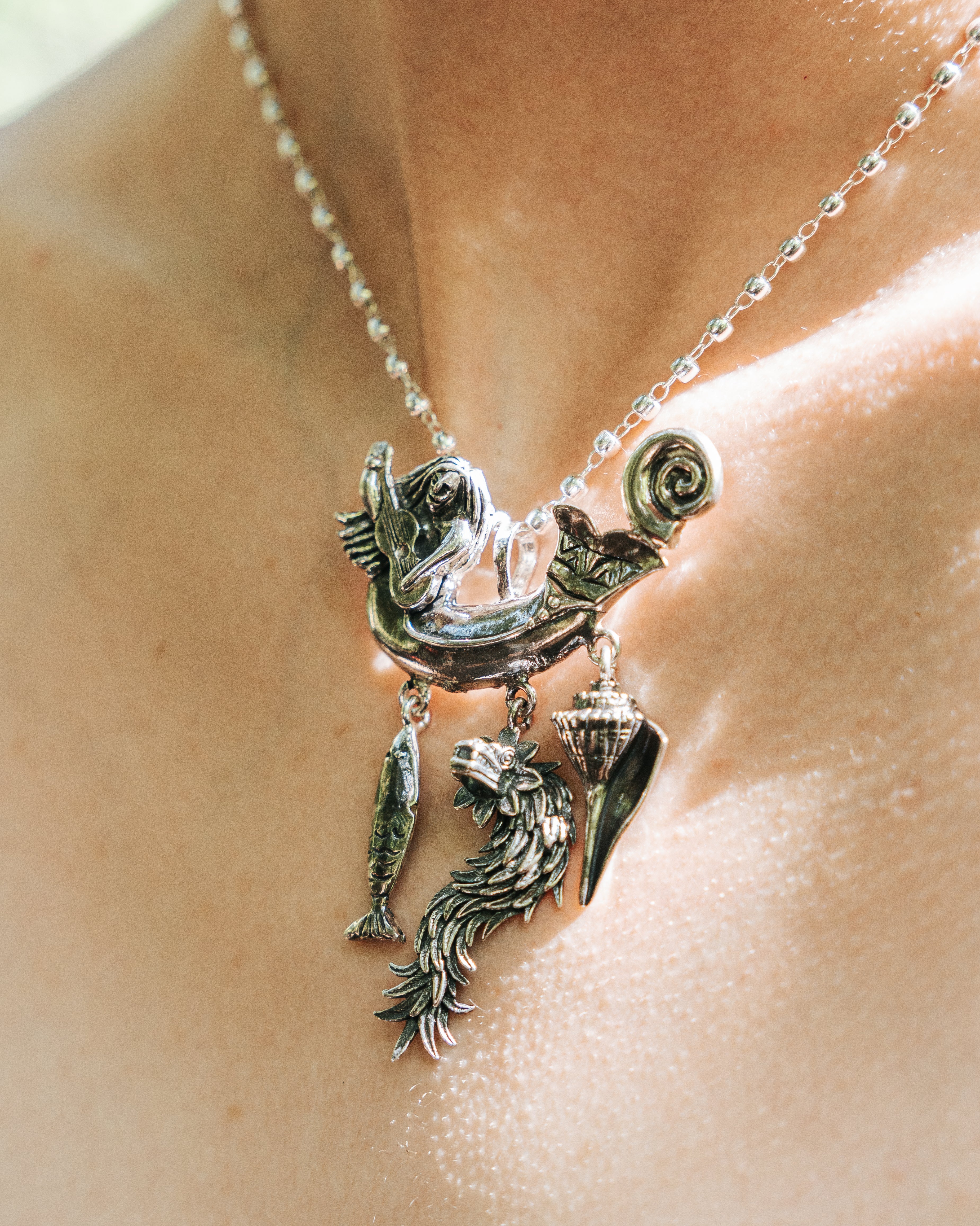 Dije Protectores de la Bahía, joya de plata .925 – Gabriela Sánchez