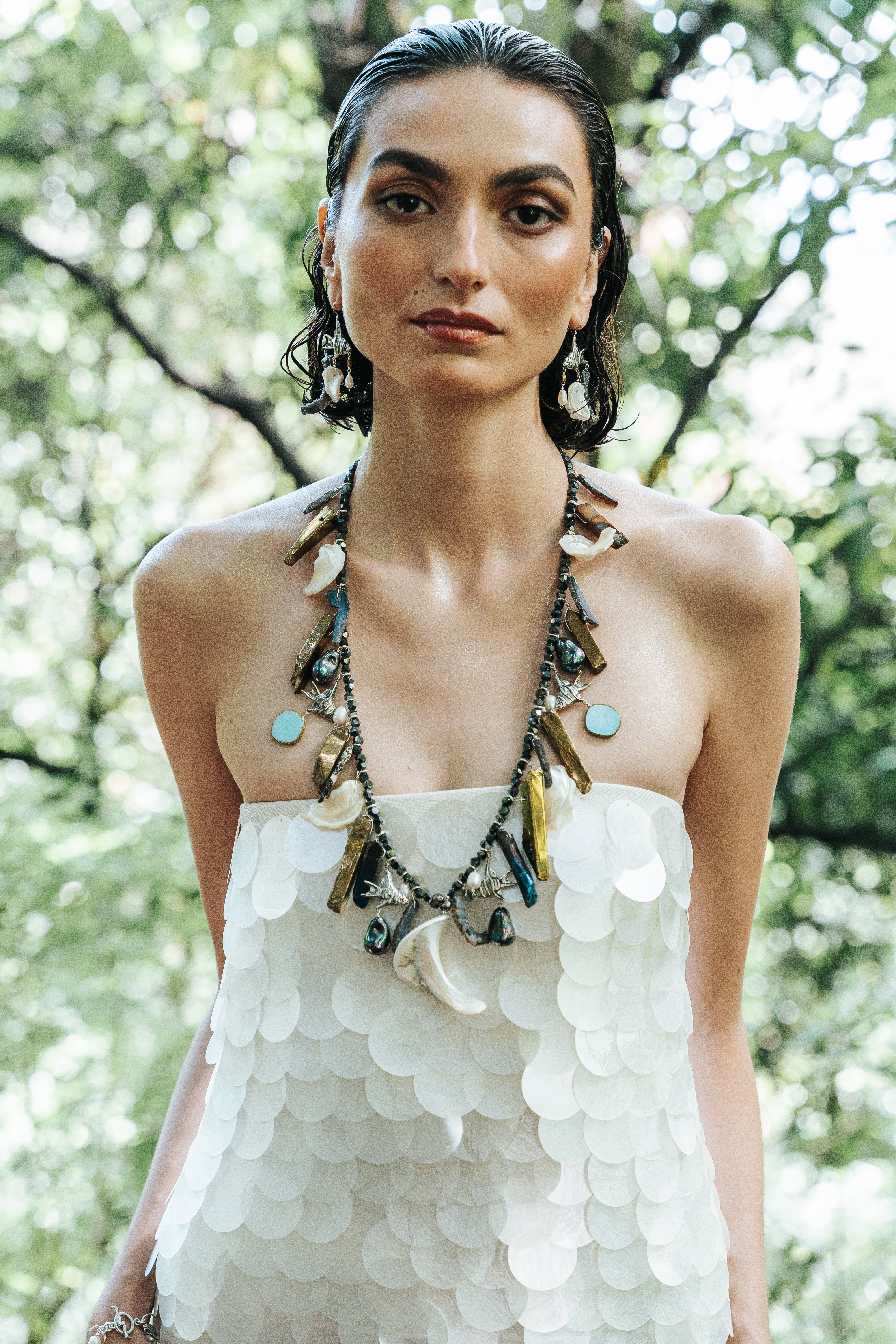 Collar Tesoros del Mar, joya de plata .925, con cuarzo y hematita – Gabriela Sánchez