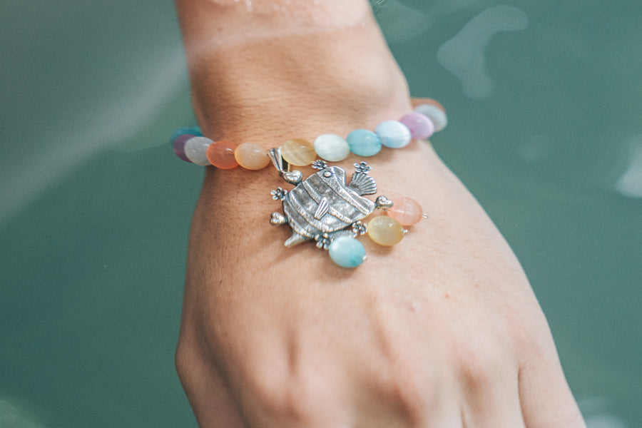 Pulsera Islas de Anemona, joya de plata .925, con selenita – Gabriela Sánchez (vista 3)