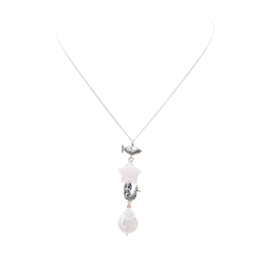 Dije Piedritas de Sal, joya de plata .925, con cuarzo rosa y perla – Gabriela Sánchez (vista 2)