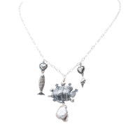 Dije Corazón de Pez, joya de plata .925, con perla – Gabriela Sánchez (vista 2)