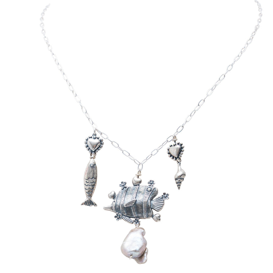 Dije Corazón de Pez, joya de plata .925, con perla – Gabriela Sánchez (vista 2)