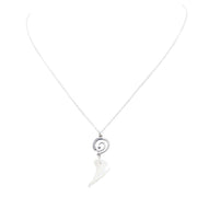 Dije Talismán del Corazón, joya de plata .925, con centro de caracol – Gabriela Sánchez
