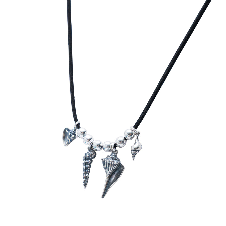 Collar Caracolitas, joya de plata .925 – Gabriela Sánchez (vista 4)
