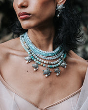 Collar Agua Turquesa, joya de plata .925, con perla – Gabriela Sánchez (vista 2)