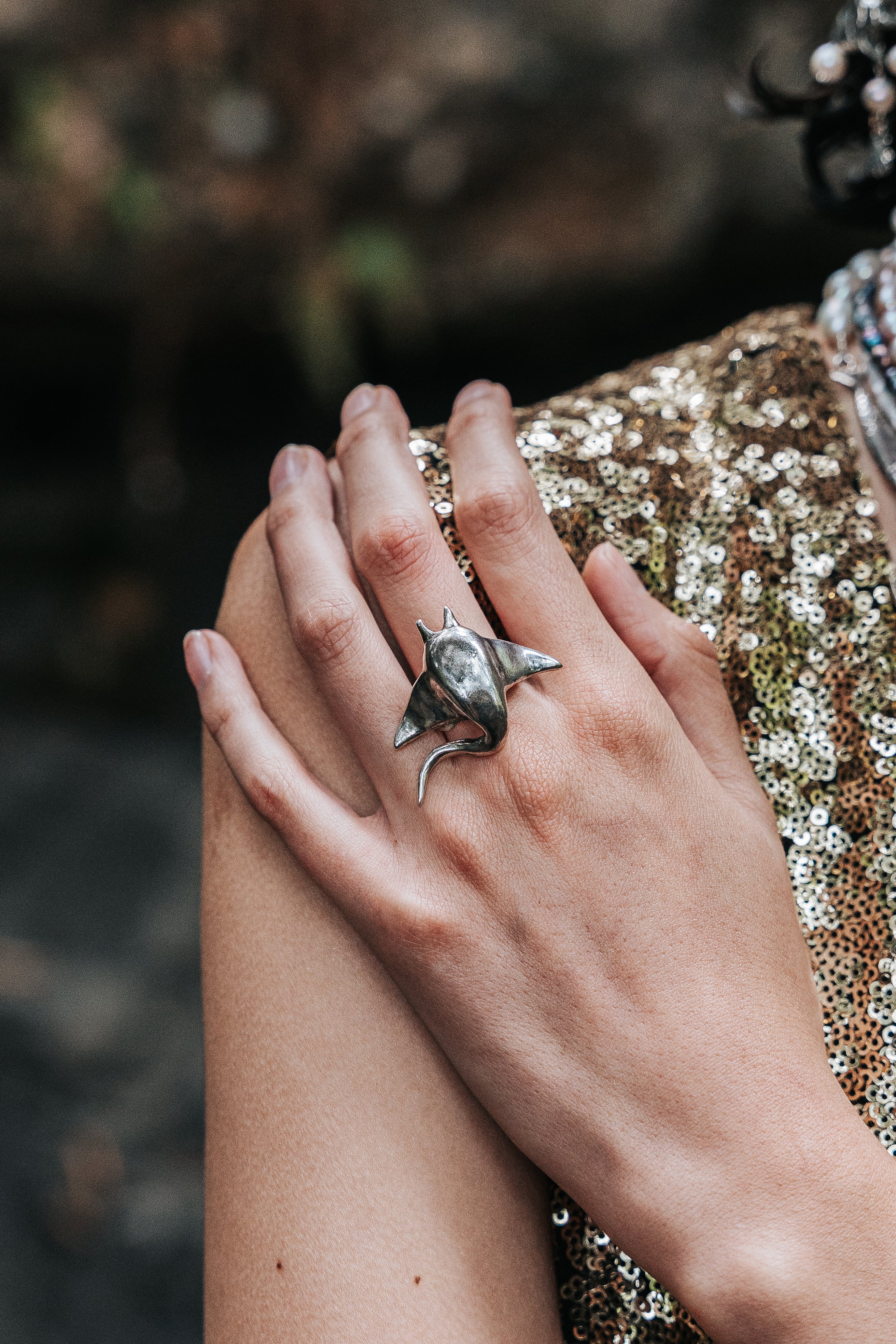 Anillo Mantarraya, joya de plata .925 – Gabriela Sánchez