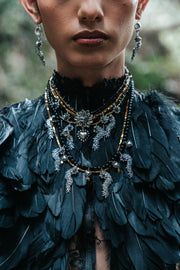 Collar El Gran Kukulkán, joya de plata .925, con espinela y hematita – Gabriela Sánchez (vista 2)