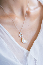 Dije Talismán del Corazón, joya de plata .925, con centro de caracol – Gabriela Sánchez (vista 3)