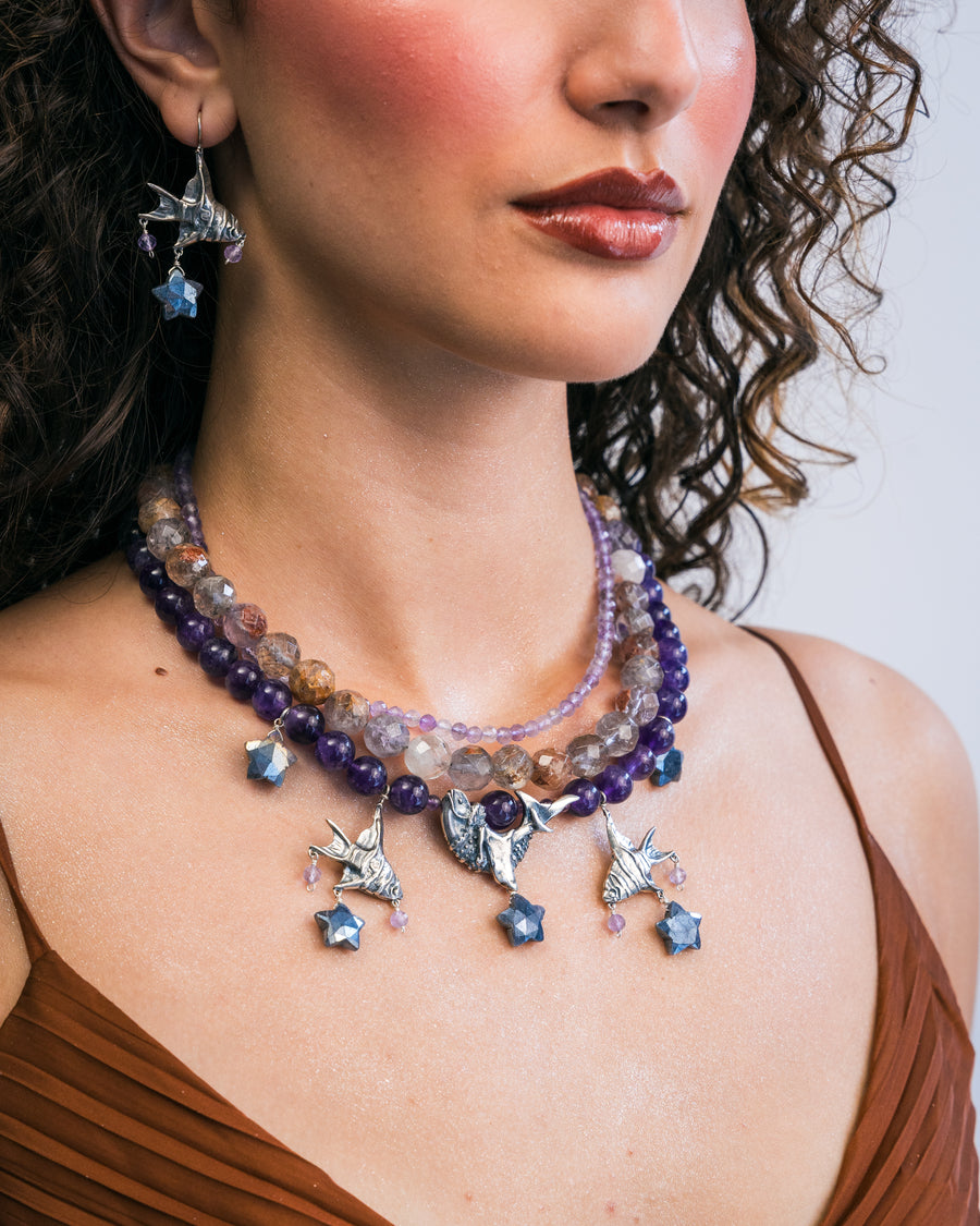 Aretes Pez Estrella, joya de plata .925, con amatista y labradorita – Gabriela Sánchez (vista 3)