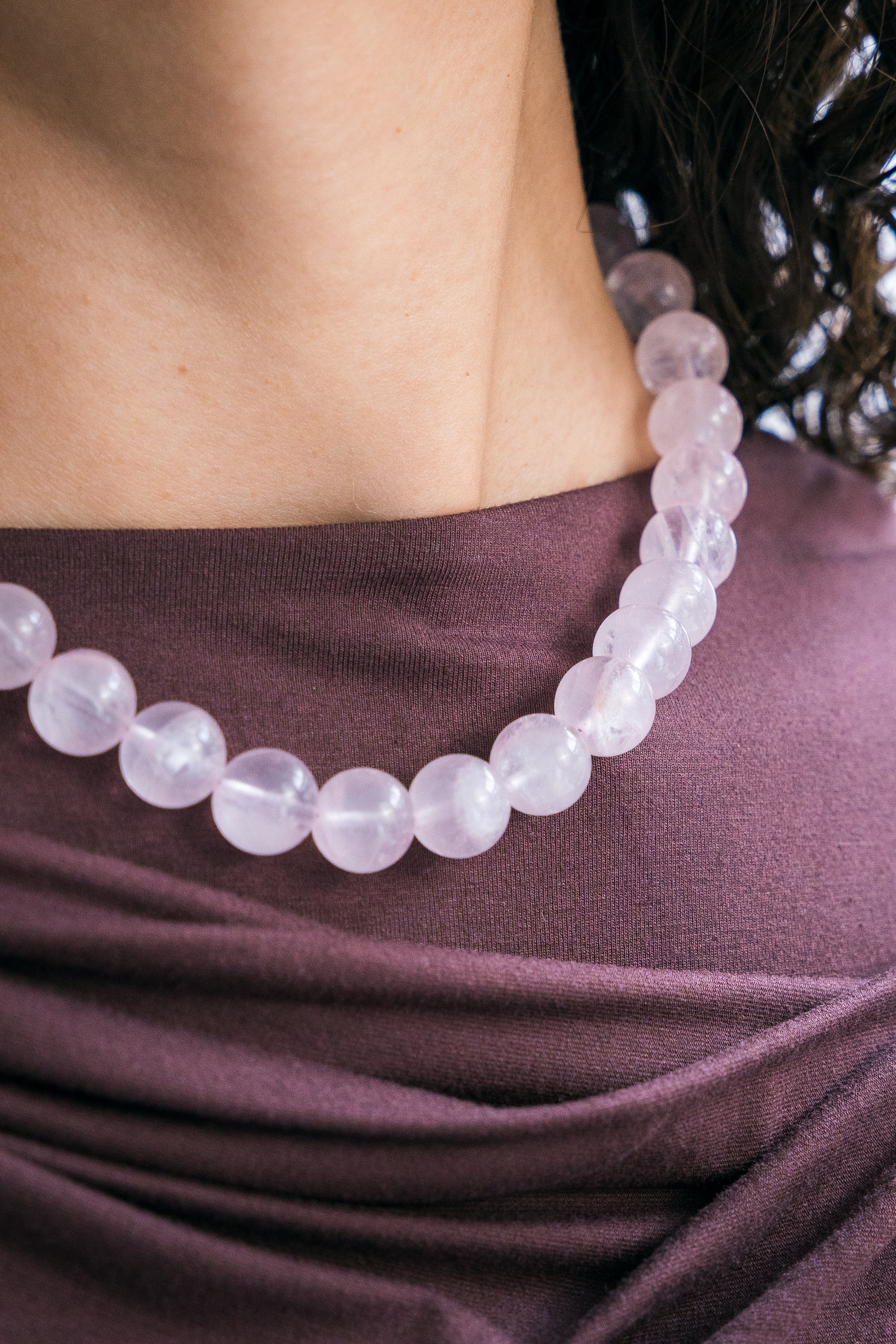 Choker Atardecer Rosa, joya de plata .925, con cuarzo rosa – Gabriela Sánchez