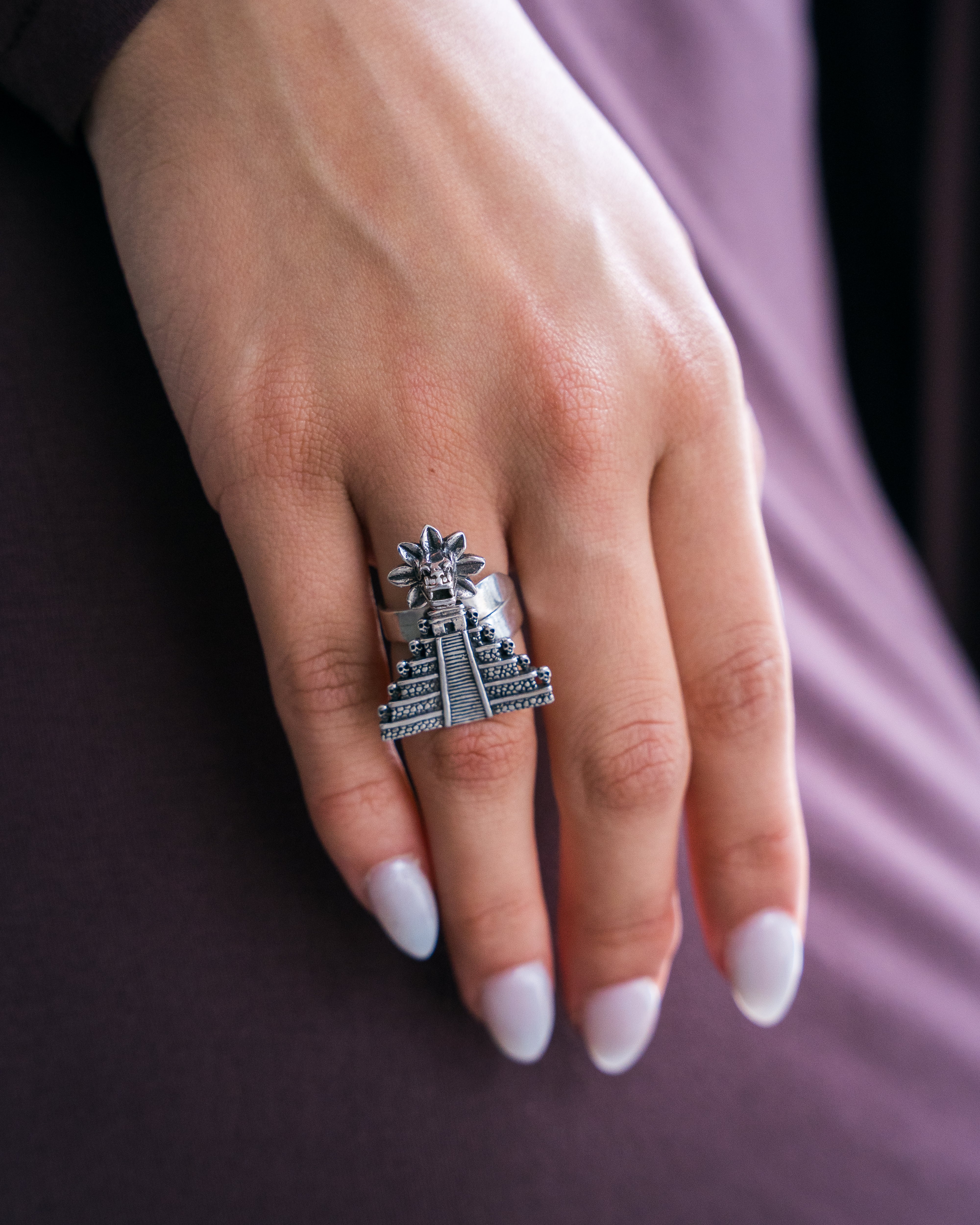 Anillo Eclipse Prehispánico, joya de plata .925 – Gabriela Sánchez (vista 2)