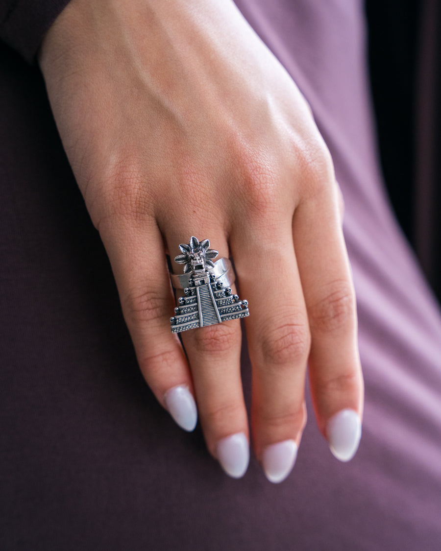 Anillo Eclipse Prehispánico, joya de plata .925 – Gabriela Sánchez (vista 2)