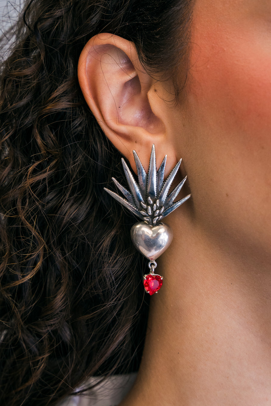 Aretes Latido del Agave, joya de plata .925, con cristal Swarovski – Gabriela Sánchez (vista 2)