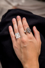 Anillo Papel Picado Calavera Chico, joya de plata .925 – Gabriela Sánchez (vista 3)