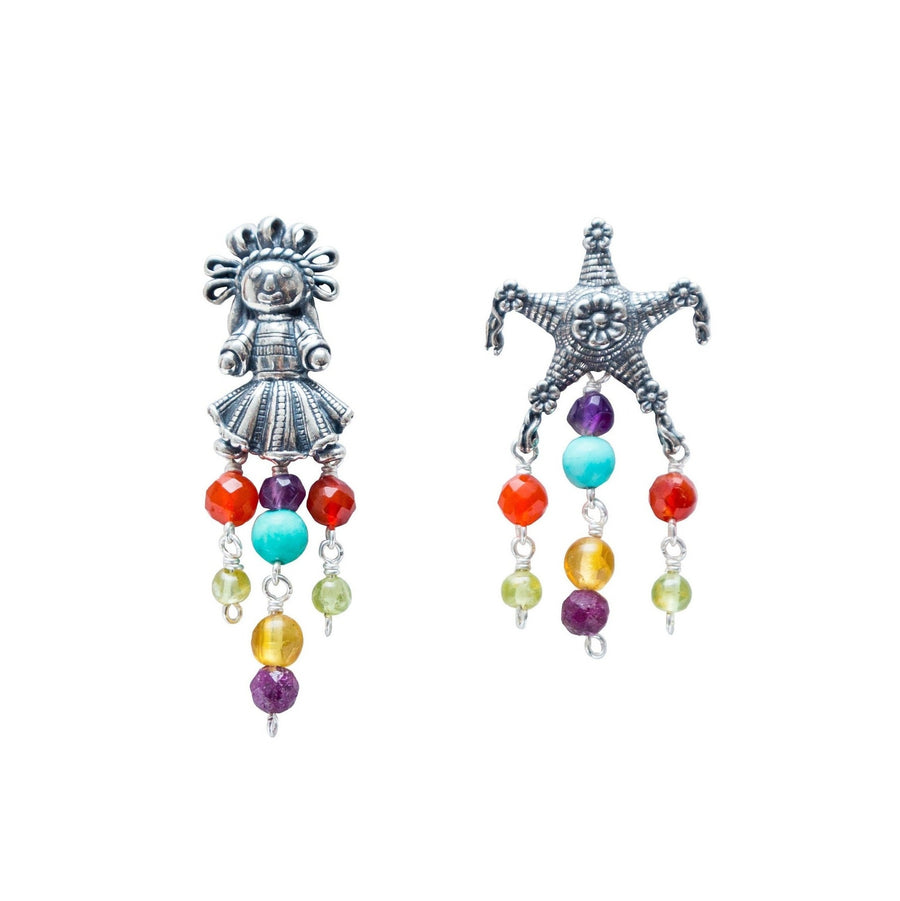 Aretes Piñata y Muñeca Chica Turquesa, joya de plata .925, con gemas de colores – Gabriela Sánchez