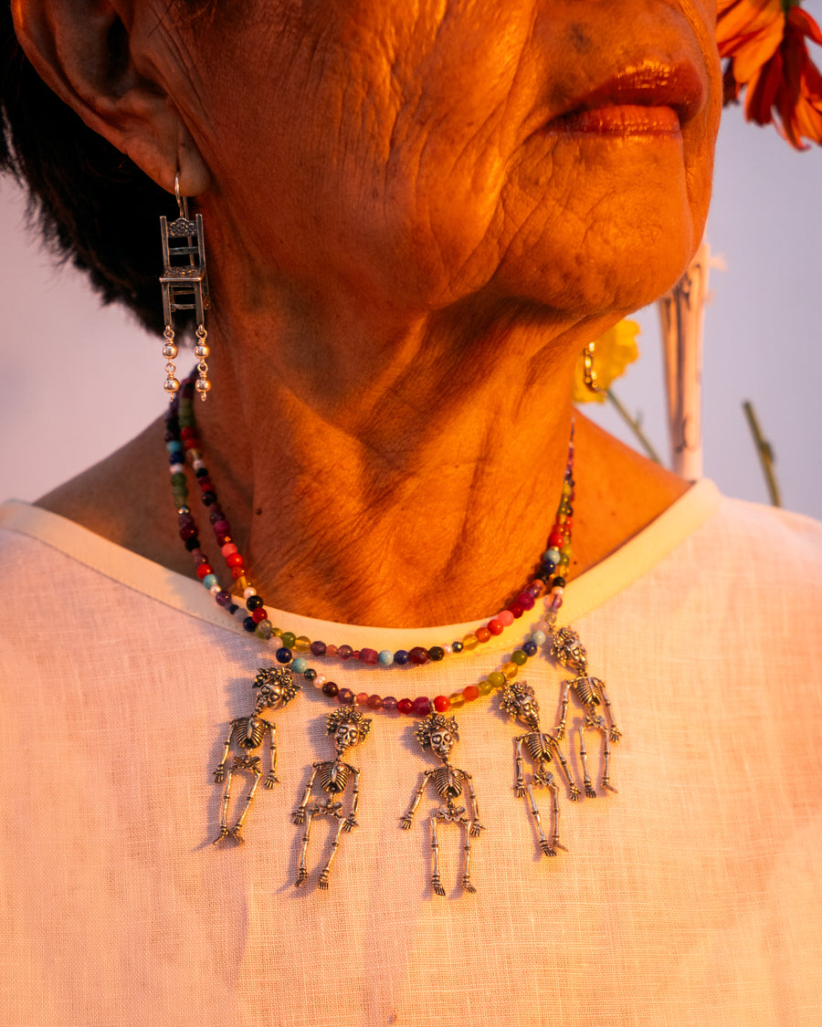 Collar La huesuda, La Parca, la Flaca, La Fría y La Calaca, joya de plata .925, con turquesa – Gabriela Sánchez (vista 3)