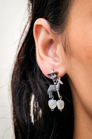 Aretes Aparición, joya de plata .925, con concha – Gabriela Sánchez (vista 2)