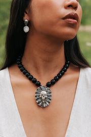 Collar Catrina Tehuana, joya de plata .925, con ónix – Gabriela Sánchez (vista 2)
