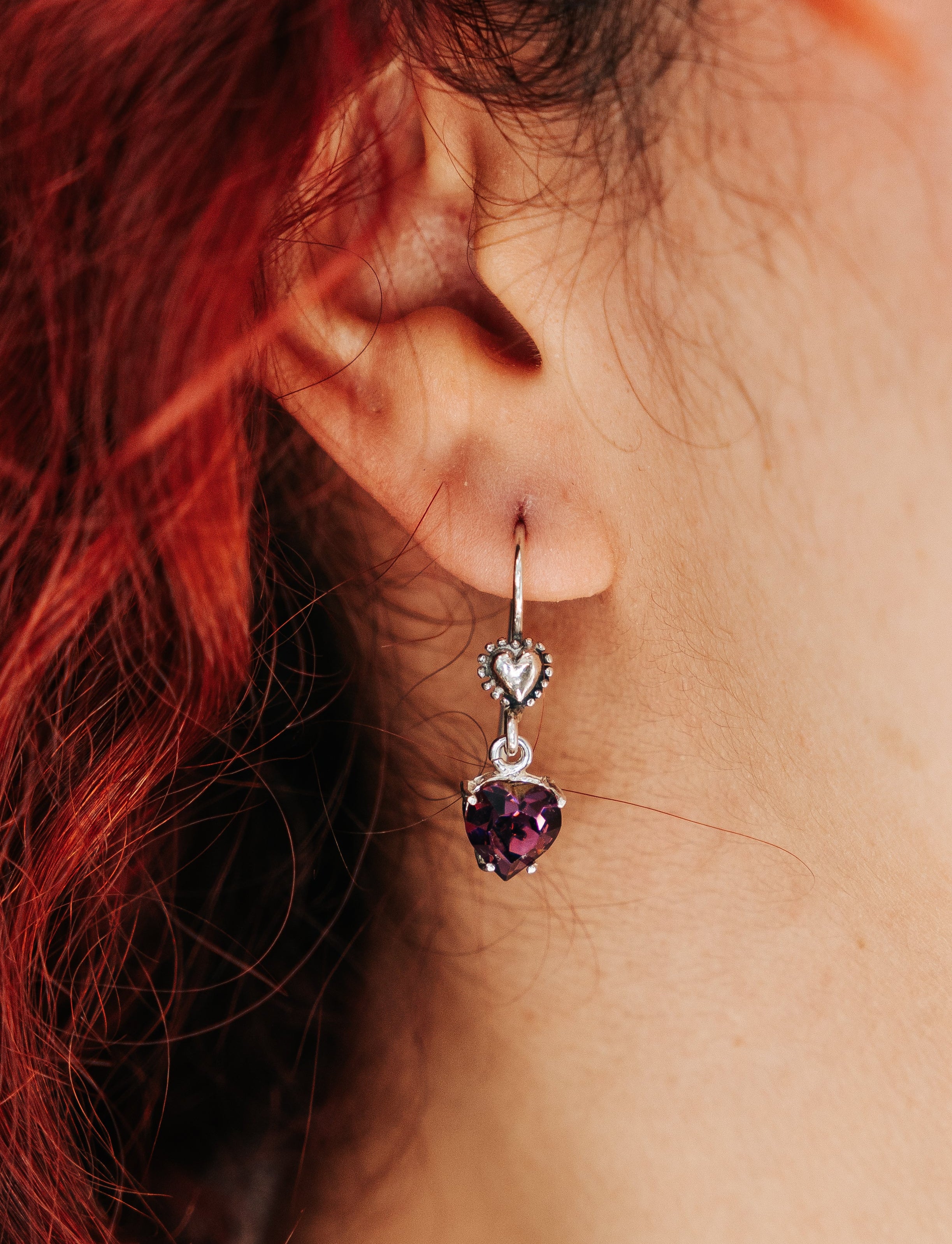 Aretes Corazón Brillante, joya de plata .925, con cristal Swarovski – Gabriela Sánchez (vista 2)