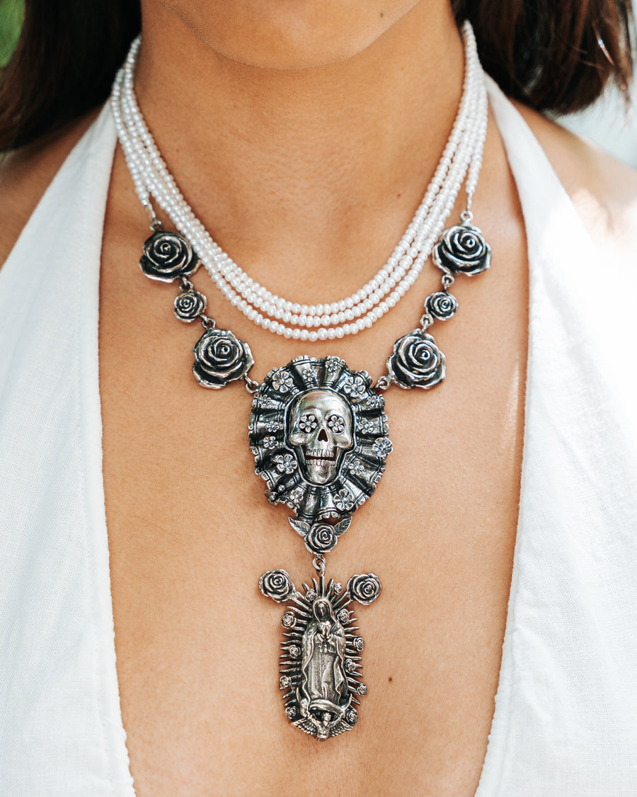 Collar Sincretismo Mágico, joya de plata .925, con perla – Gabriela Sánchez (vista 2)