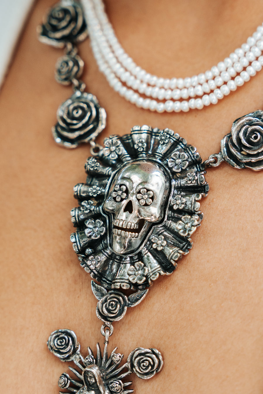 Collar Sincretismo Mágico, joya de plata .925, con perla – Gabriela Sánchez (vista 3)