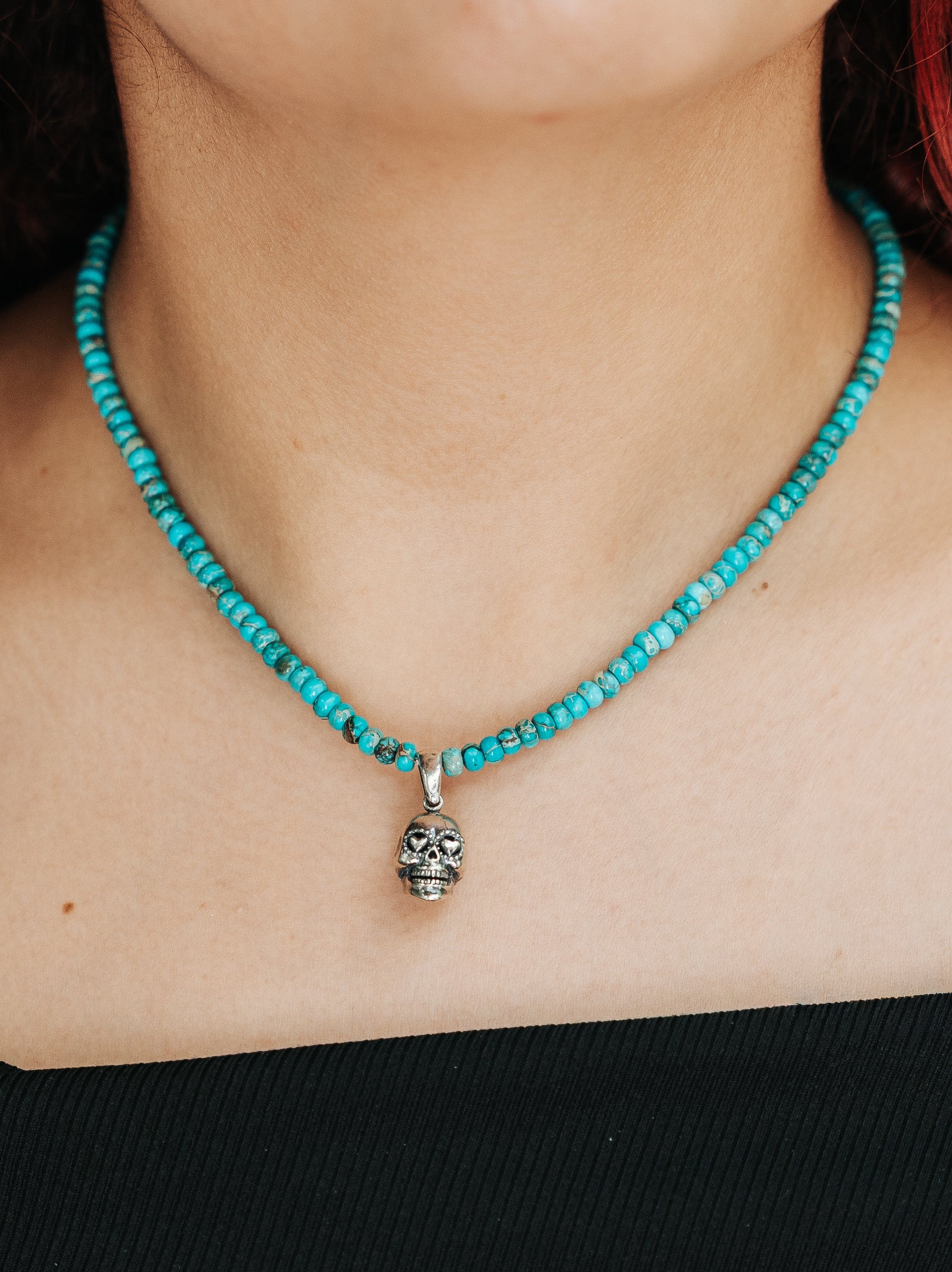 Collar Cráneo de Turquesa, joya de plata .925 – Gabriela Sánchez (vista 2)
