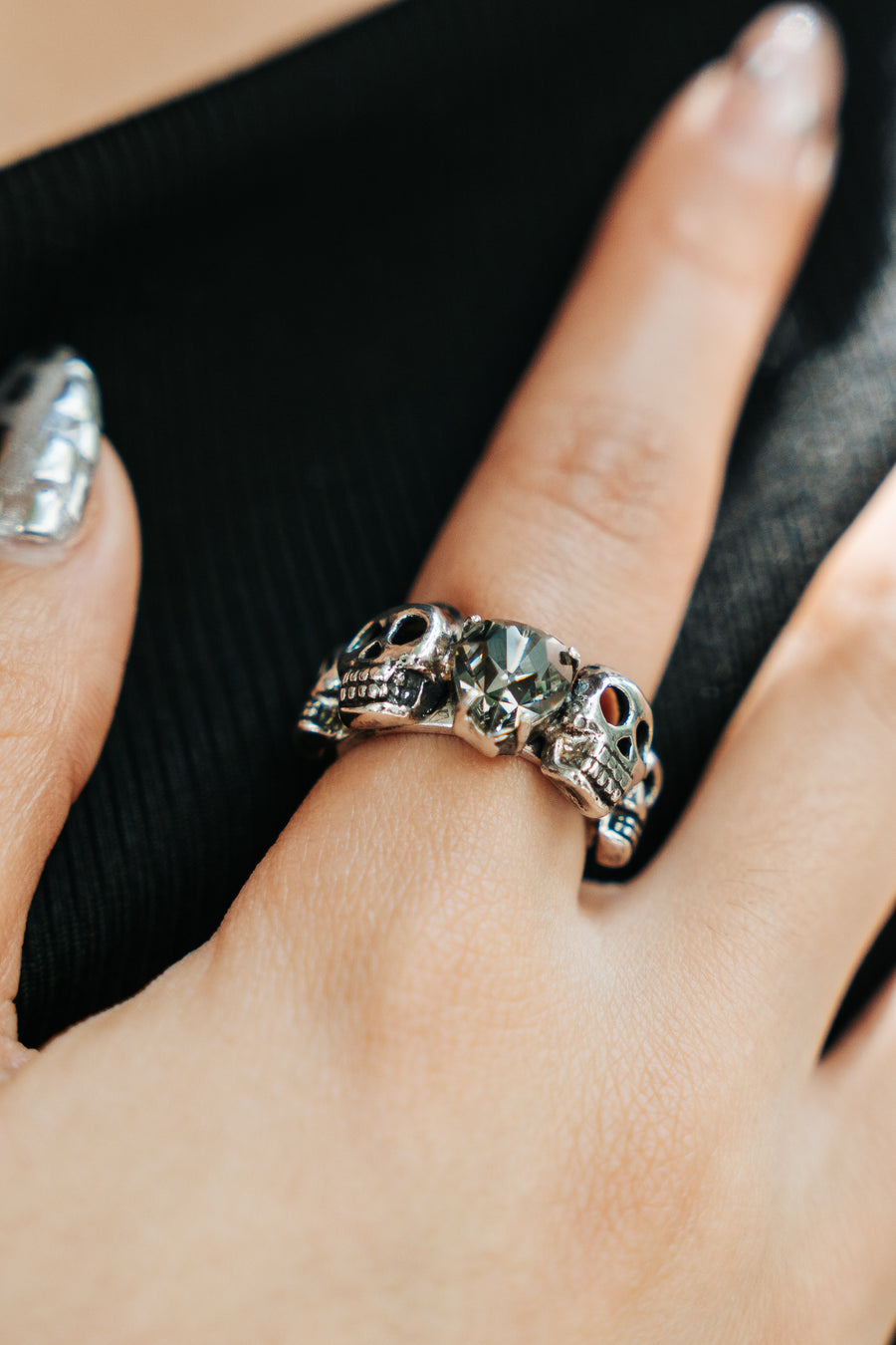 Anillo Canela y Copal, joya de plata .925, con cristal Swarovski – Gabriela Sánchez (vista 2)