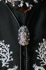 Corbatín Guadalupano, joya de plata .925 – Gabriela Sánchez (vista 3)