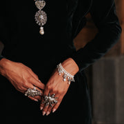 Pulsera Camino Iluminado, joya de plata .925, con perla – Gabriela Sánchez (vista 4)