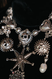 Collar Fiesta Mestiza, joya de plata .925, con perla y pirita – Gabriela Sánchez (vista 4)
