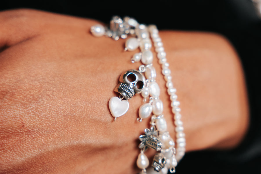 Pulsera Camino Iluminado, joya de plata .925, con perla – Gabriela Sánchez (vista 3)