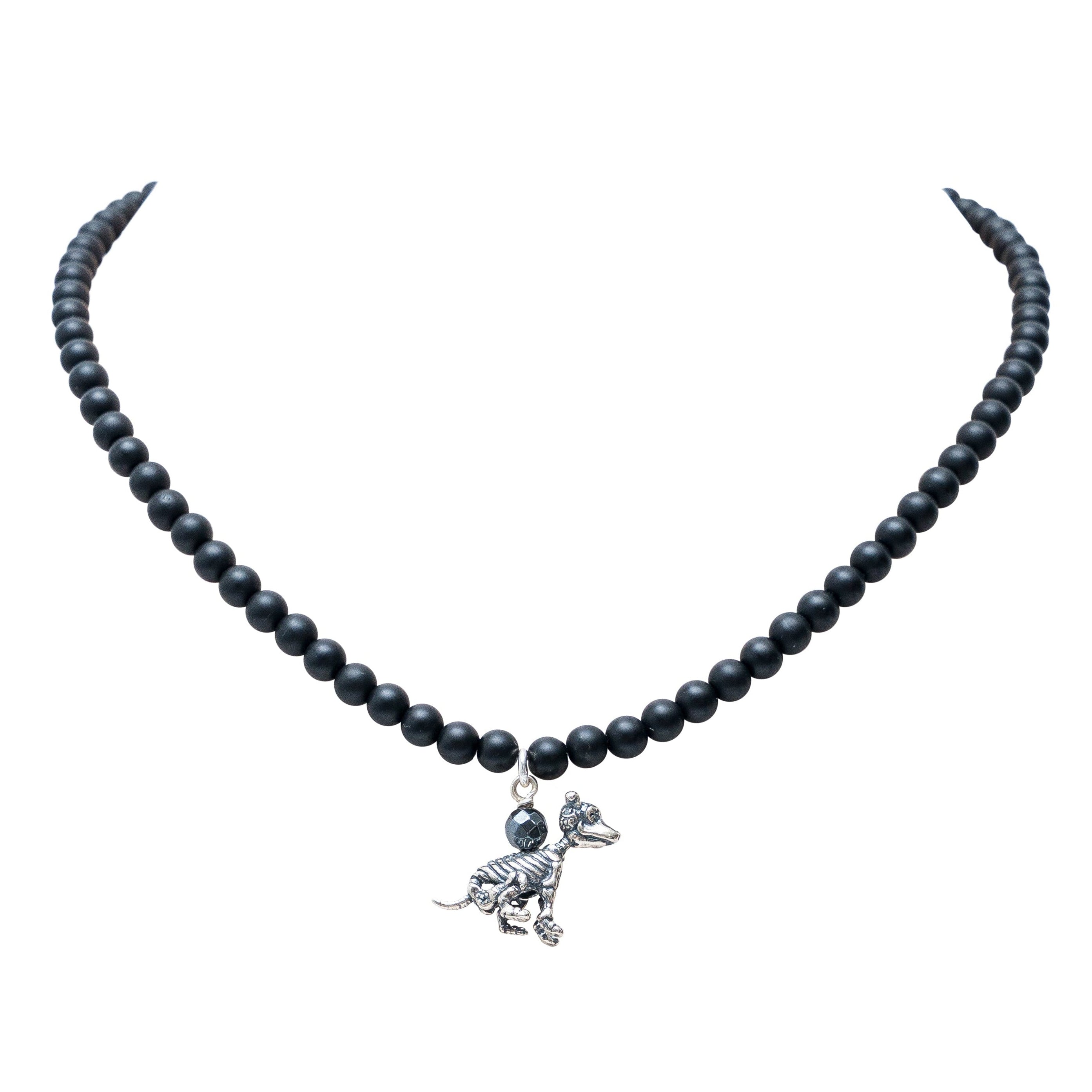 Collar Xolo de Luz, joya de plata .925, con obsidiana y hematita – Gabriela Sánchez