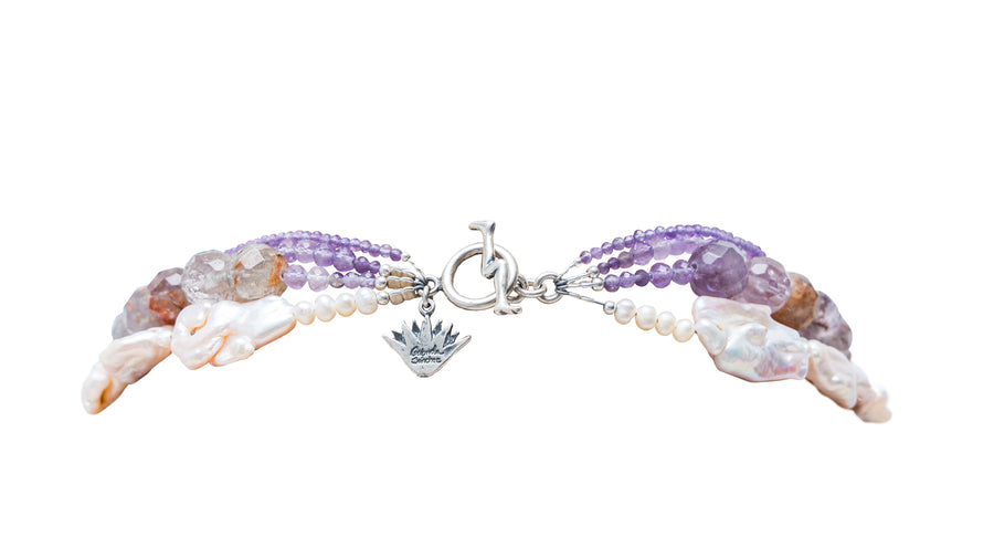 Collar Los Trece cielos, joya de plata .925, con amatista y perla – Gabriela Sánchez (vista 4)