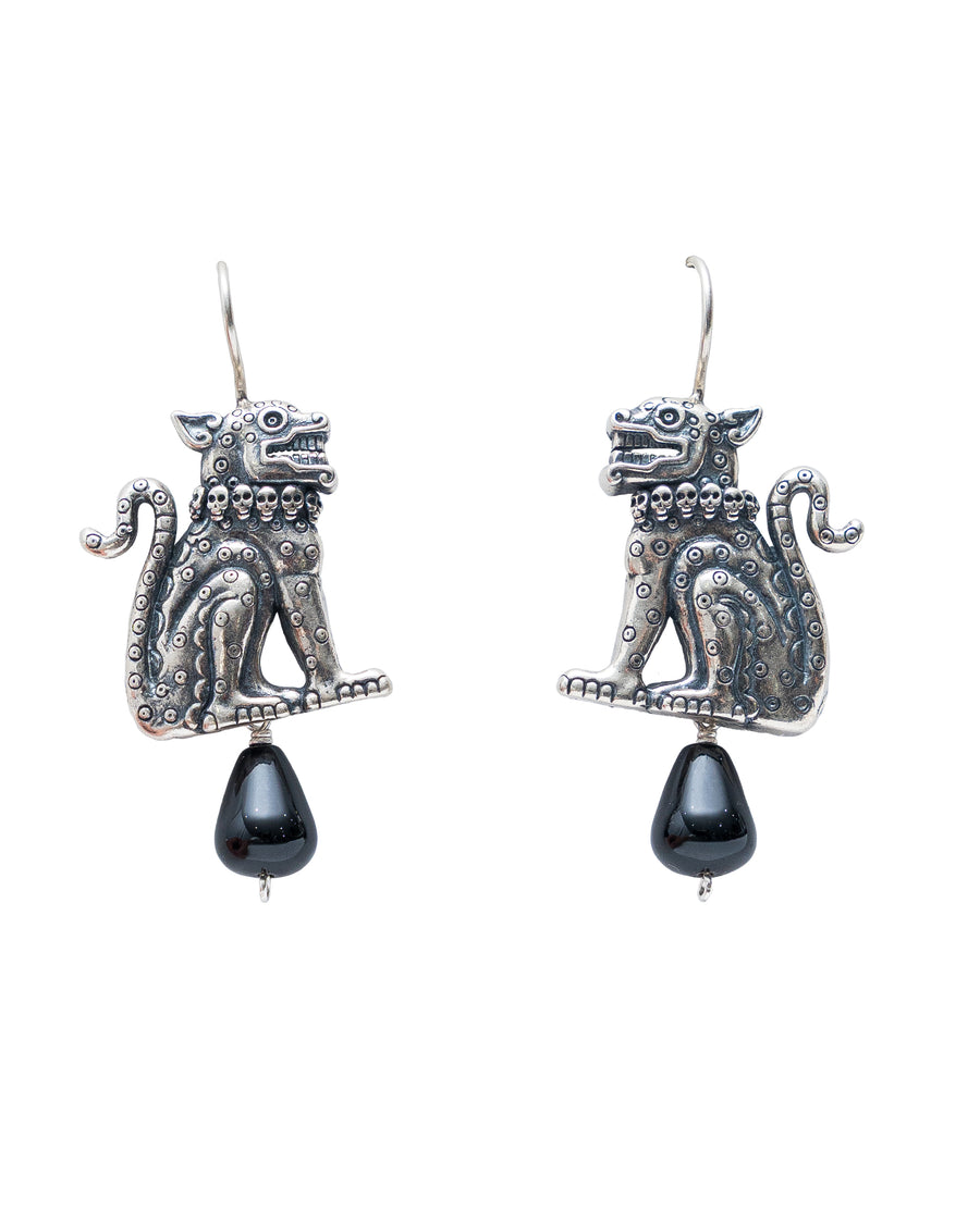Aretes Guerreros Nocturnos, joya de plata .925, con ónix – Gabriela Sánchez