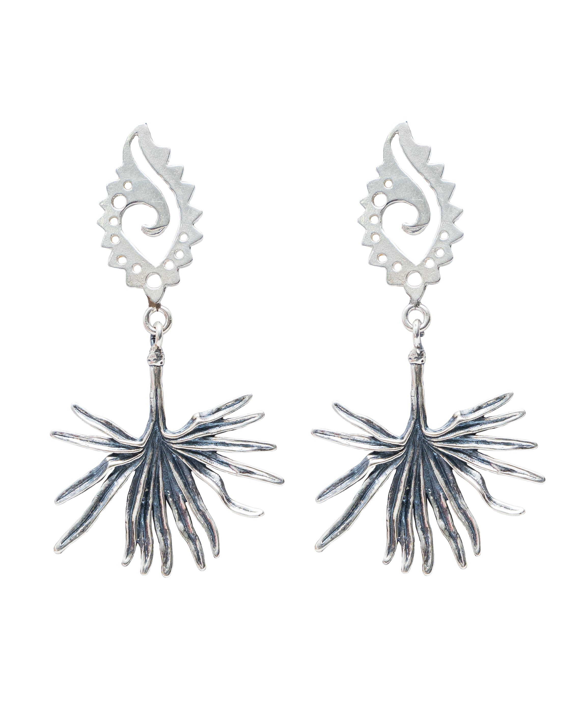 Aretes Raíces, joya de plata .925 – Gabriela Sánchez