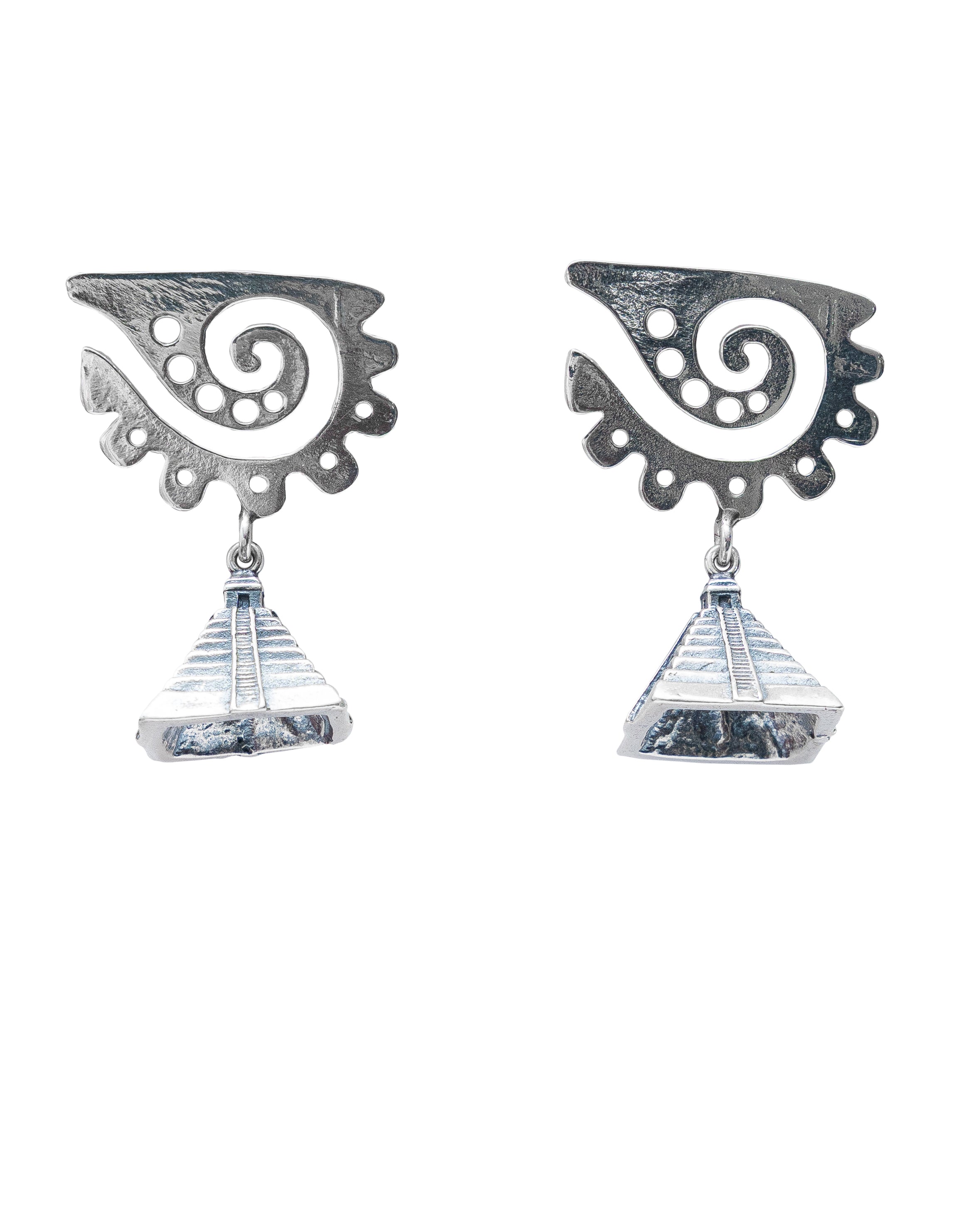 Aretes Espiral y Pirámide, joya de plata .925 – Gabriela Sánchez